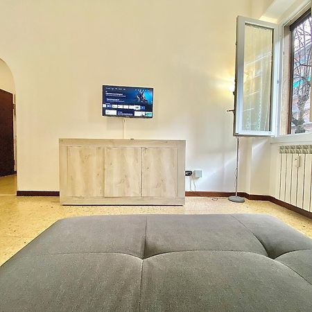 Apartamento Navigli Style, Tra Metropolitana Famagosta, Comfort E Modernita Milán Exterior foto